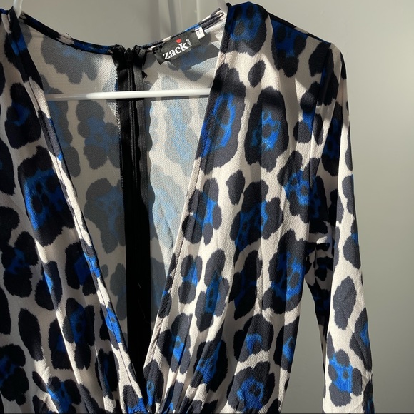 Deep V Tiered Leopard Print Dress - Picture 6 of 6